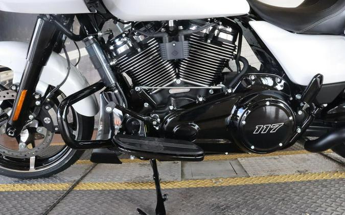 2025 Harley-Davidson® FLTRX - Road Glide®