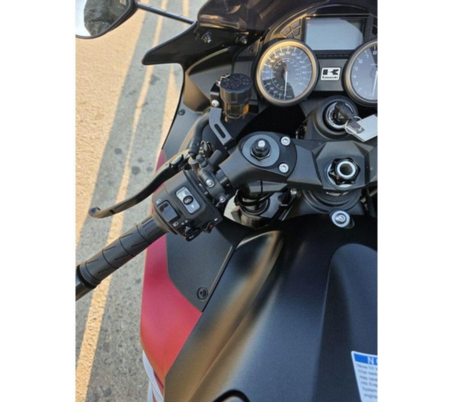 2025 Kawasaki Ninja ZX-14R ABS