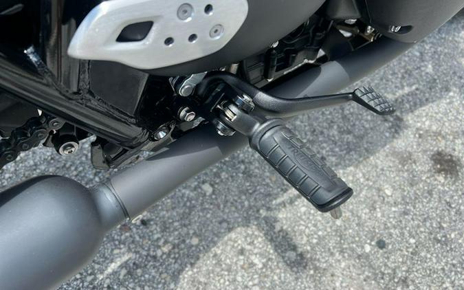 2026 Triumph Bonneville T120 Black Jet black