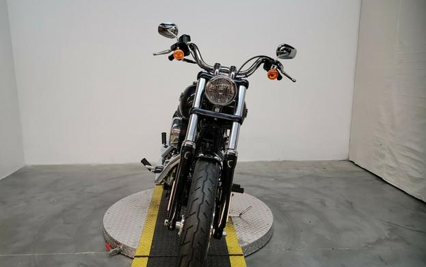 2016 Harley-Davidson Street Bob GRAY