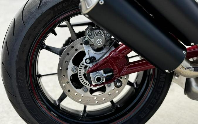 2022 Indian Motorcycle® FTR R Carbon Carbon Fiber