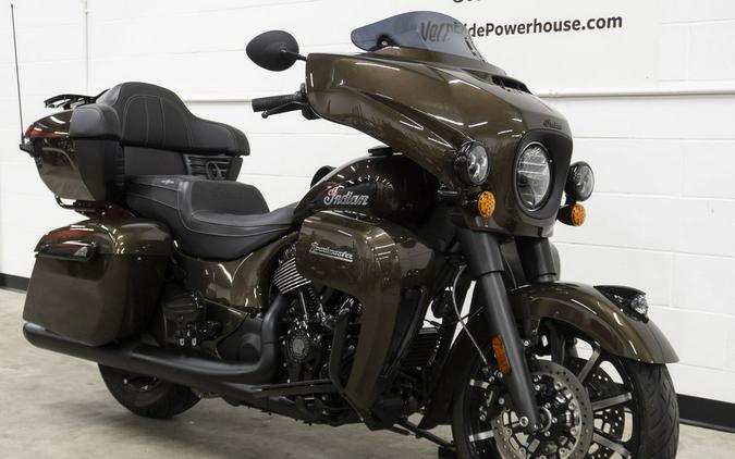 2023 Indian Motorcycle® Roadmaster® Dark Horse® Bronze Pearl Metallic