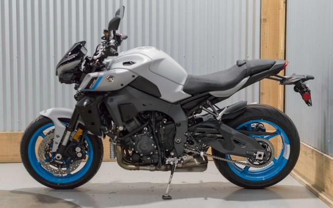 2025 Yamaha MT 10
