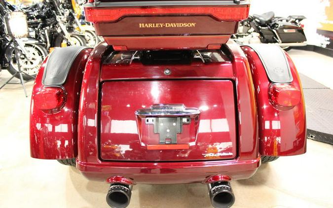 2017 Harley-Davidson® FLHTCUTG - Tri Glide® Ultra