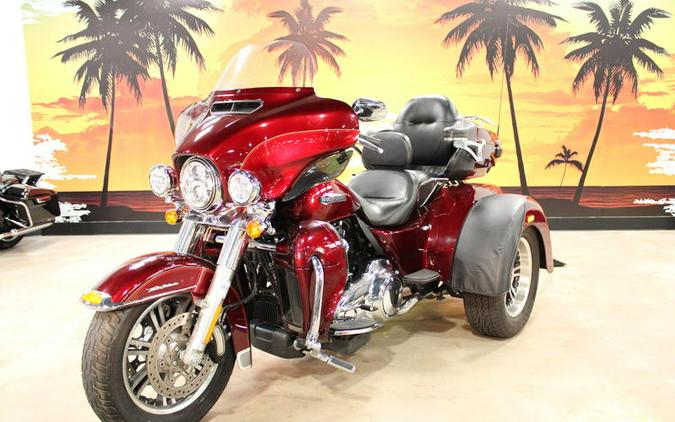 2017 Harley-Davidson® FLHTCUTG - Tri Glide® Ultra