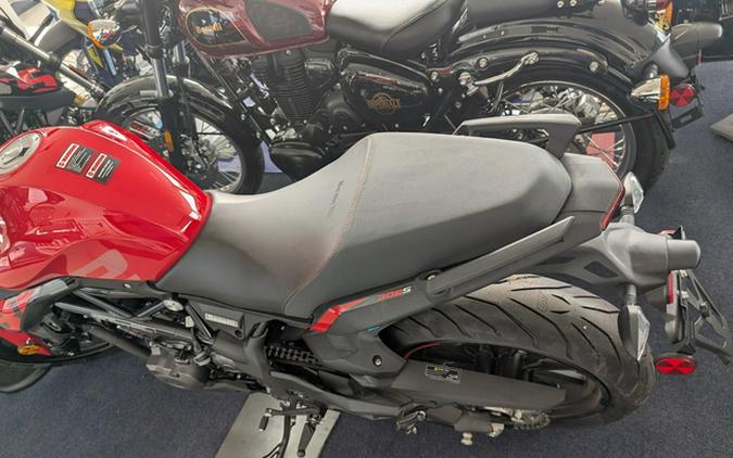 2024 Benelli 302S