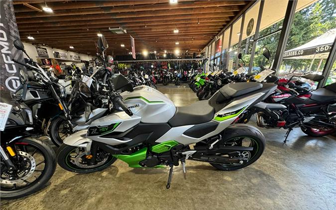 2024 Kawasaki Z7 Hybrid ABS