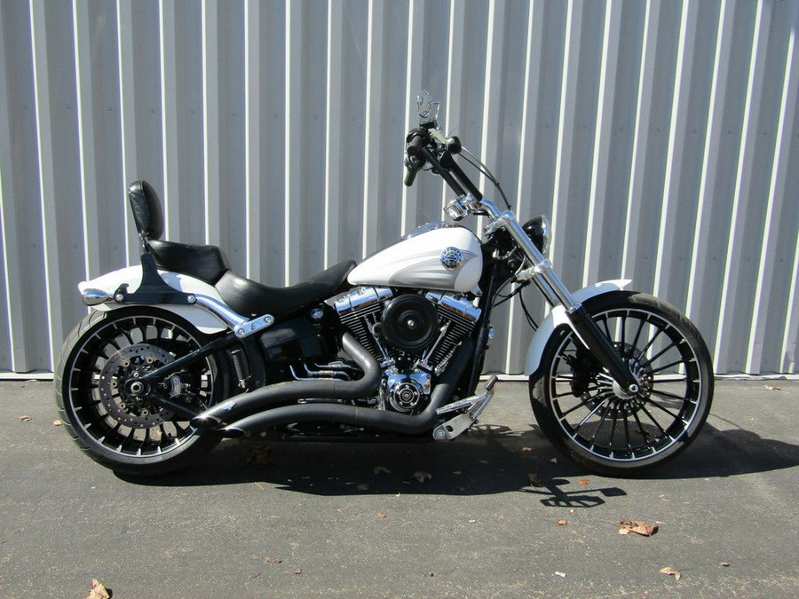 2017 Harley-Davidson® FXSB - Breakout®