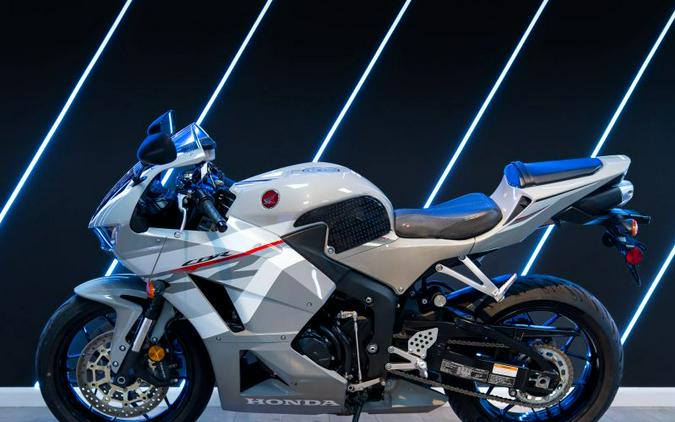 2026 HONDA CBR 600 RR