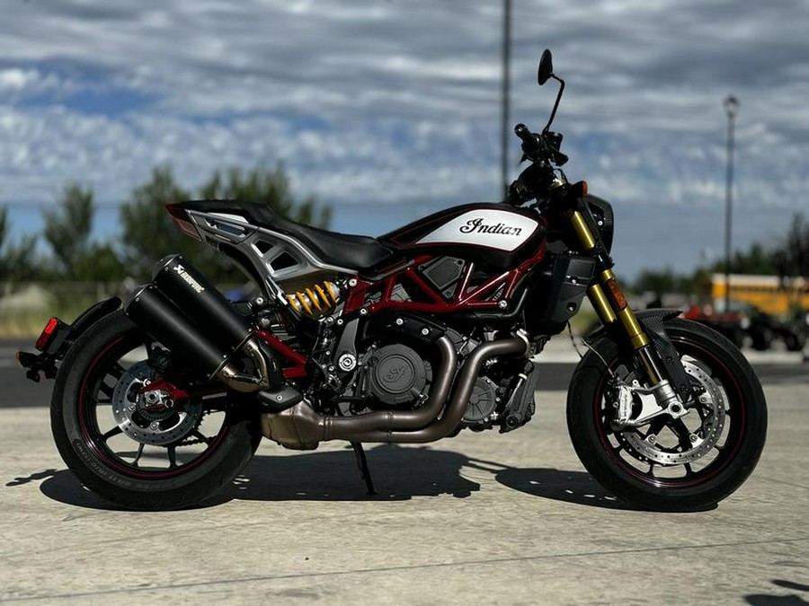 2022 Indian Motorcycle® FTR R Carbon Carbon Fiber