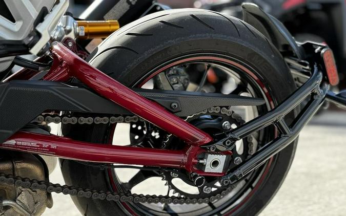 2022 Indian Motorcycle® FTR R Carbon Carbon Fiber