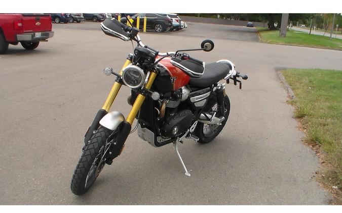 2025 Triumph Scrambler 1200 XE