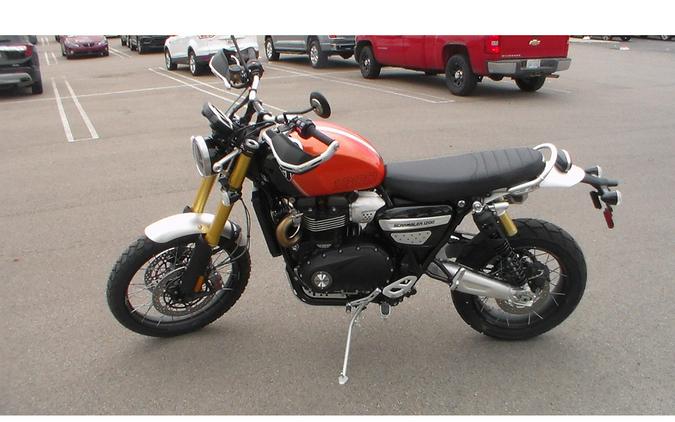 2025 Triumph Scrambler 1200 XE