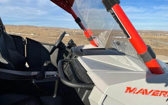 2016 Can-Am Maverick MAX DPS 1000R