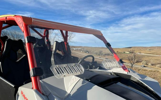 2016 Can-Am Maverick MAX DPS 1000R