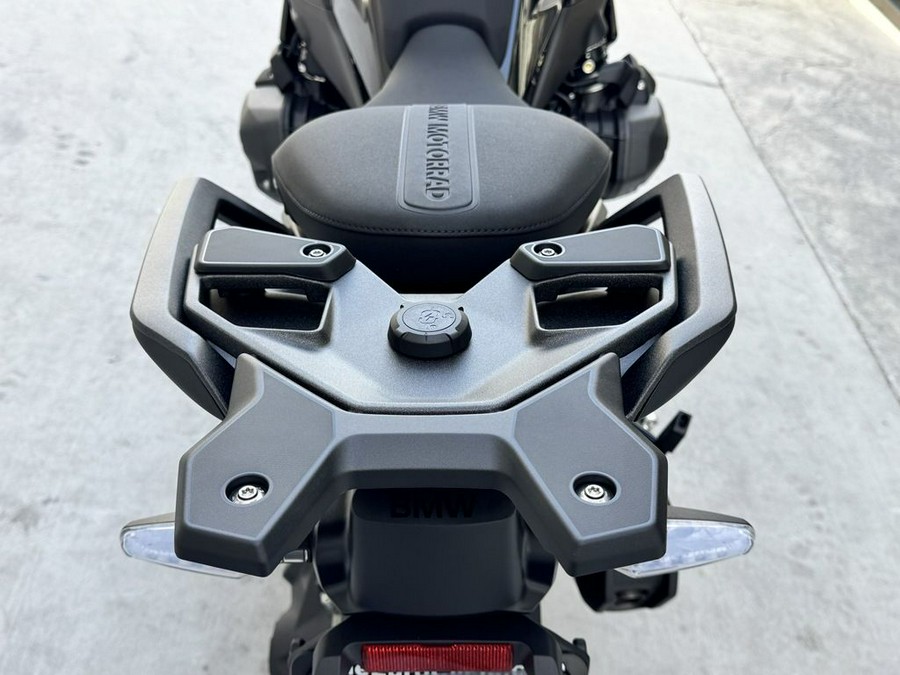 2026 BMW R 1300 RS Triple Black