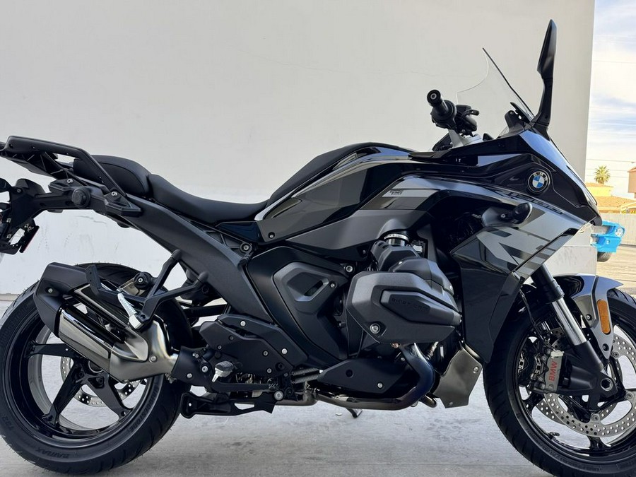 2026 BMW R 1300 RS Triple Black