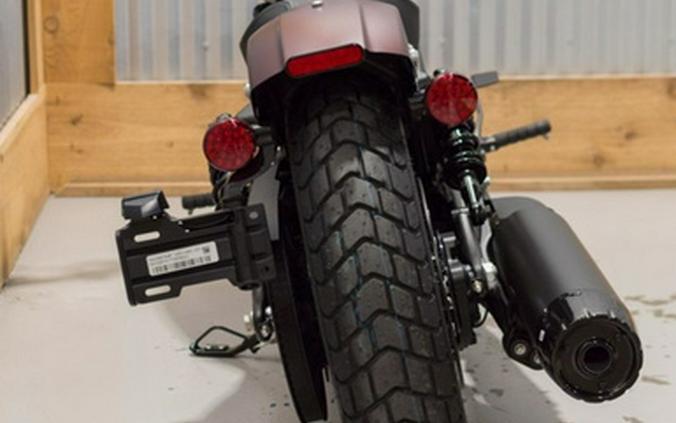 2026 Indian Scout Bobber Maroon Metallic Smoke