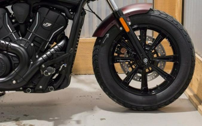 2026 Indian Scout Bobber Maroon Metallic Smoke