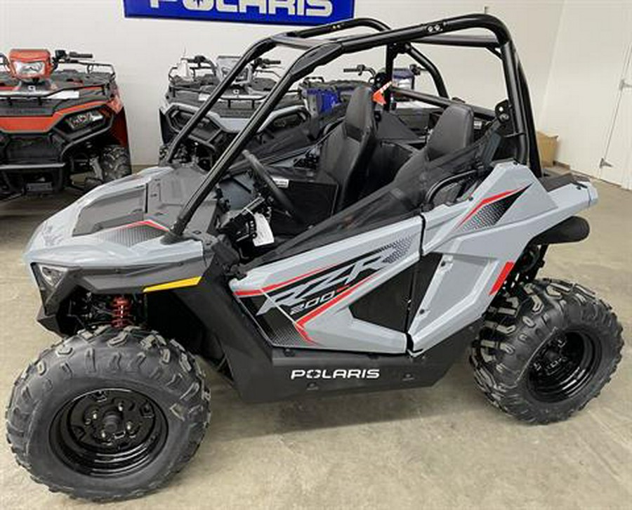 2024 Polaris RZR 200 EFI