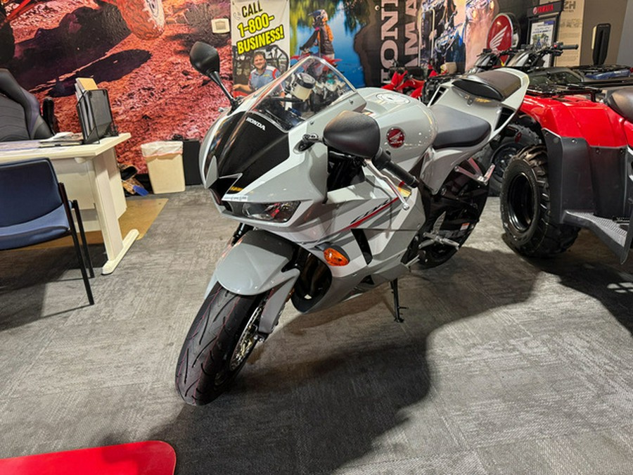 2026 Honda CBR600RR ABS