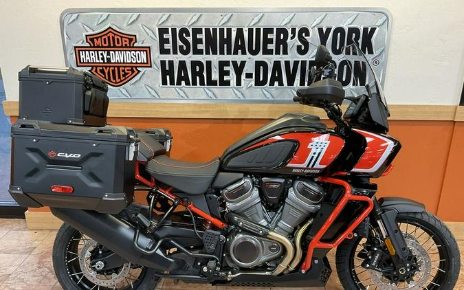 2024 Harley-Davidson® RA1250SE - CVO™ Pan America®