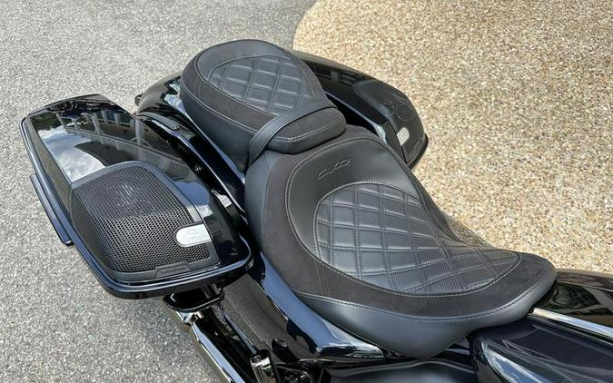 2022 Harley-Davidson® FLHXSE - CVO™ Street Glide®