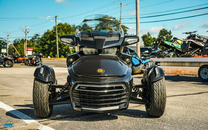 2016 Can-Am® Spyder® F3 Limited 6-Speed Semi-Automatic (SE6)