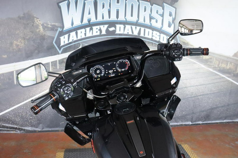 2025 Harley-Davidson® FLTRXSE - CVO™ Road Glide®