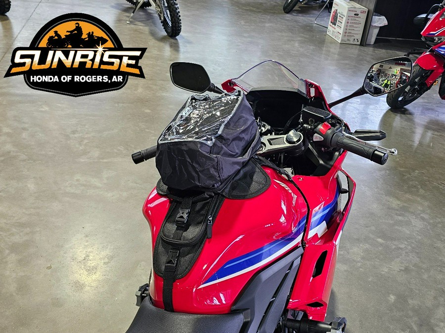 2025 Honda CBR500R ABS