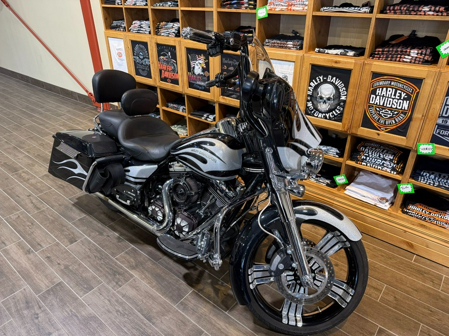 2012 Harley-Davidson Street Glide®