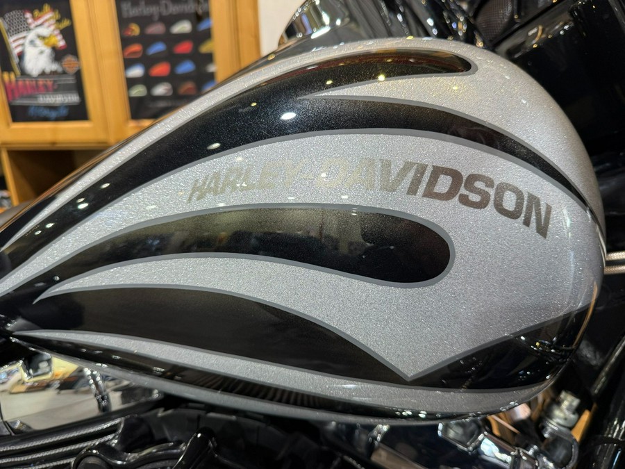 2012 Harley-Davidson Street Glide®
