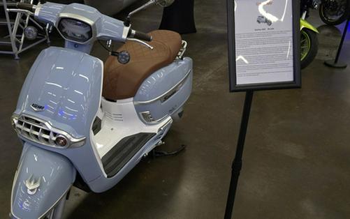 2024 Keeway SIXTIES 300