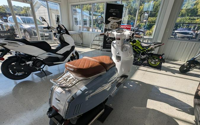2024 Keeway SIXTIES 300