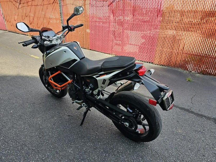 2018 KTM 690 Duke