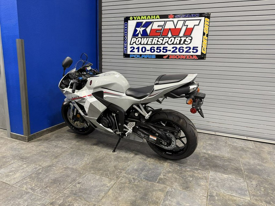 2026 Honda CBR600RR Base