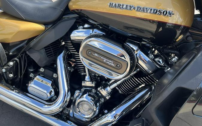 2017 Harley-Davidson® FLHTKL Ultra Limited Low Black Hills Gold 617002