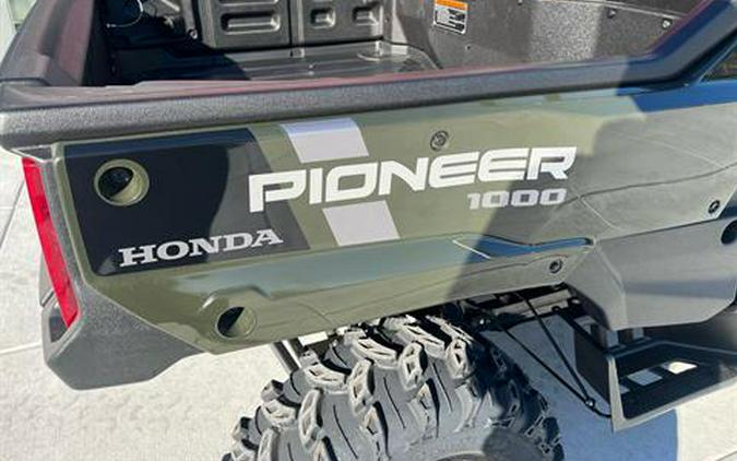 2024 Honda Pioneer 1000-6 Deluxe Crew