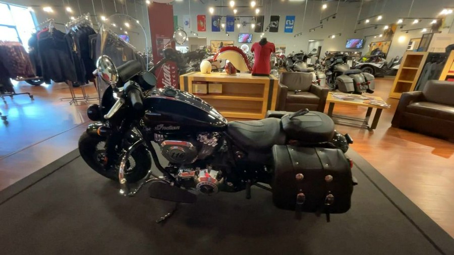 2023 Indian Motorcycle® Super Chief® Limited Black Metallic