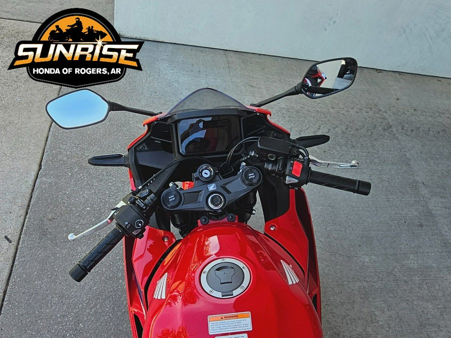 2025 Honda CBR500R ABS