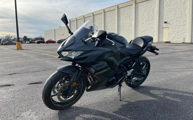 2024 Kawasaki Ninja® 650
