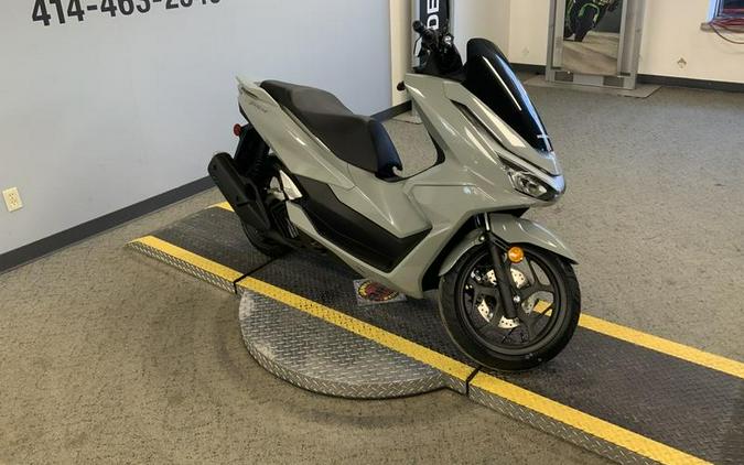 2025 Honda® PCX