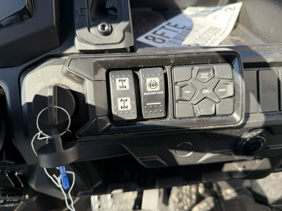 2026 Can-Am Defender XT HD9