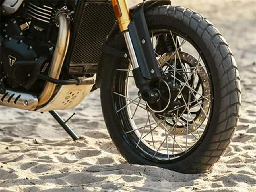 2026 Triumph Scrambler 400 XC
