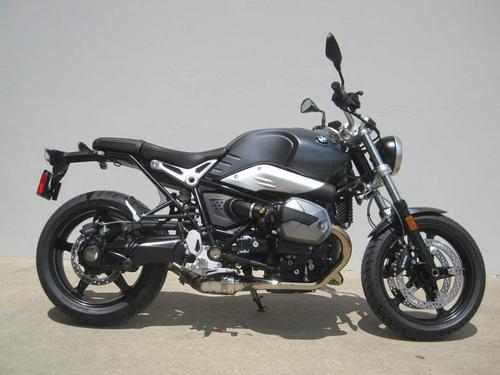 2021 BMW R nineT Pure Review: Option 719 Edition + Select Package