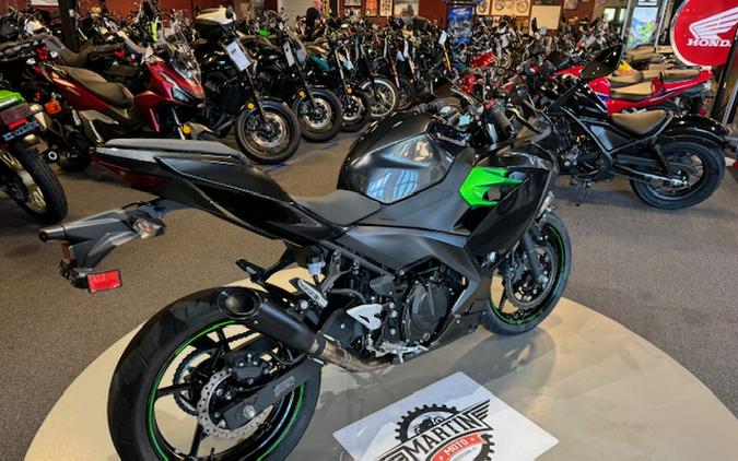 2023 Kawasaki Ninja 400