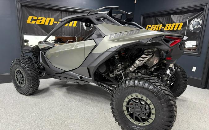 2026 Can-Am Maverick R X RC