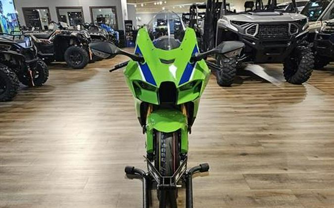 2024 Kawasaki Ninja® ZX™-10R 40th Anniversary Edition ABS