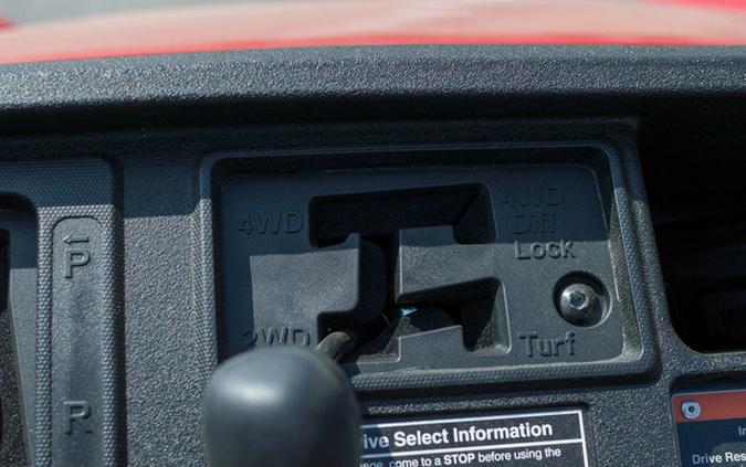 2025 Honda Pioneer 1000 Deluxe