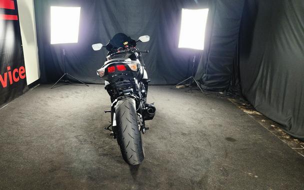 2024 SUZUKI GSX-R750 - F101237